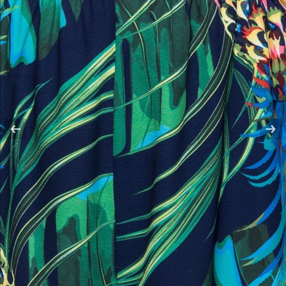 Tropical Print Playsuit - Picture 7 of 8